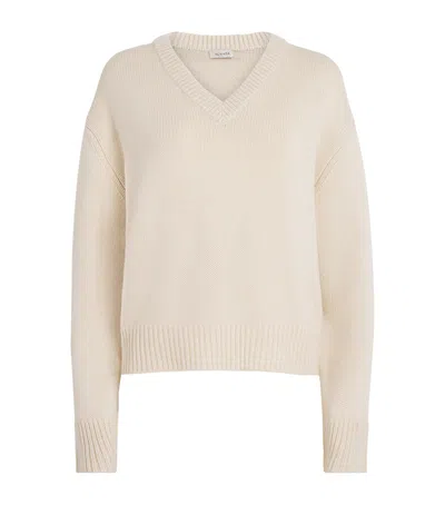 Almada Label Wool-cashmere V-neck Sweater In Neutral