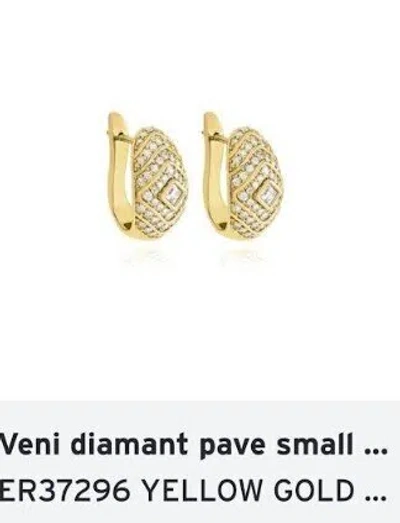 Almasika 18k Yellow Gold Veni Diamant Pave Small Hoop Earrings