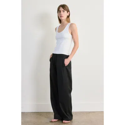 Almina Concept U Neck Tank In White