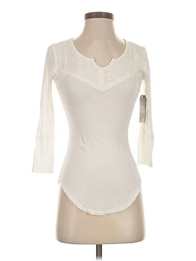 Pre-owned Almost Famous 3/4 Sleeve Top Ivory Sweetheart Neckline Tops In White