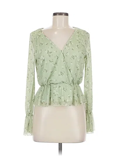 Pre-owned Almost Famous Long Sleeve Blouse In Green