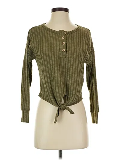 Pre-owned Almost Famous Long Sleeve Top Green Keyhole Neckline Tops