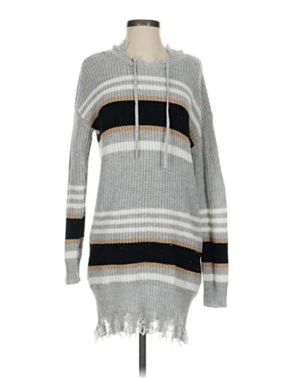 Pre-owned Almost Famous Pullover Sweater In Gray