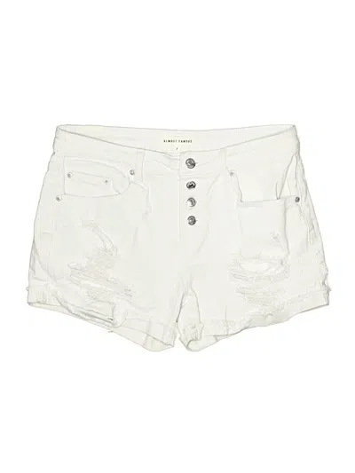 Pre-owned Almost Famous Shorts In Ivory