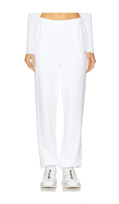 Alo Yoga Accolade Sweatpant In White