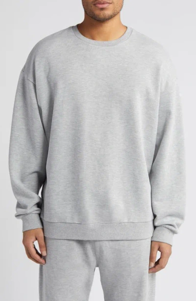 Alo Yoga Chill Crewneck Sweatshirt In Athletic Htr Gry