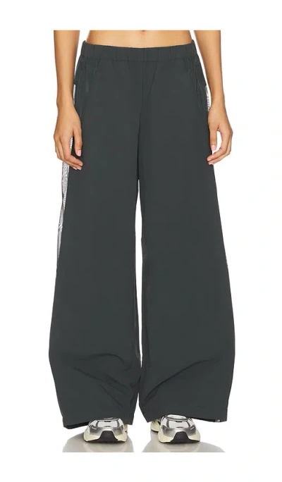 Alo Yoga High-waist Origin Wide Leg Track Pant In Green