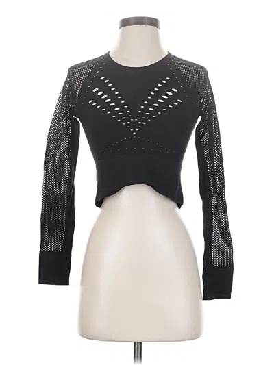 Pre-owned Alo Yoga Long Sleeve T-shirt In Black