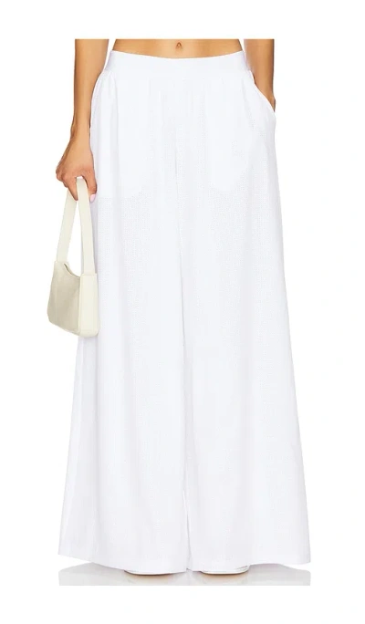 Alo Yoga Mesh Mirage Trouser In White