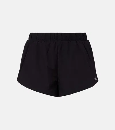 Alo Yoga Playmaker Shorts In Black