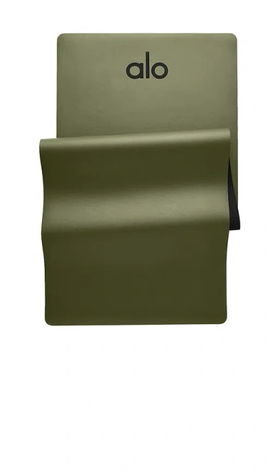 Alo Yoga Warrior Mat In Green