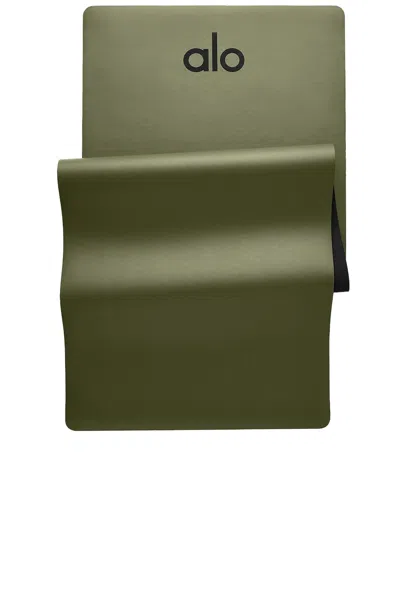 Alo Yoga Warrior Mat In Jungle