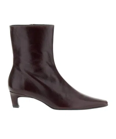 Alohas Ambar Rift Pointed-toe Ankle Boots In Black