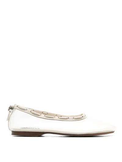Alohas Bailarinas - Blanco In White