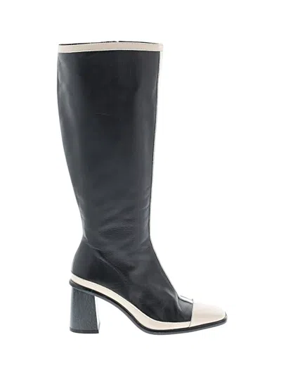 Pre-owned Alohas Boots In Black