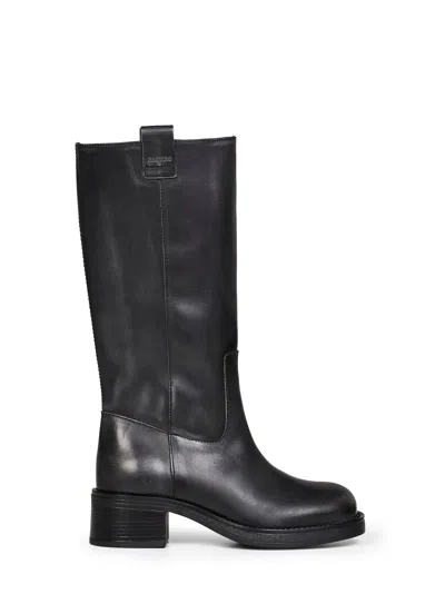 Alohas Brushed Leather Boot In Black