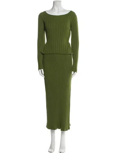 Pre-owned Alohas Cutout Accent Skirt Set In Green