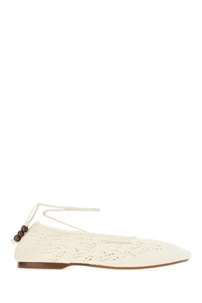 Alohas Dancers In Beige