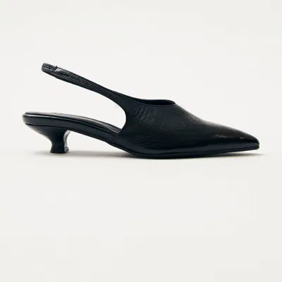 Alohas Eros Leather Pumps In Black