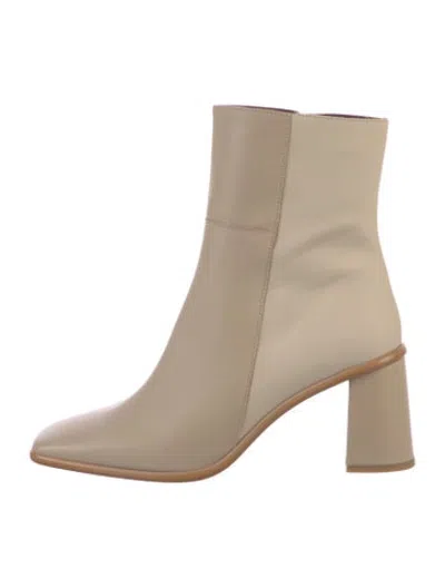 Pre-owned Alohas Leather Boots In Neutrals