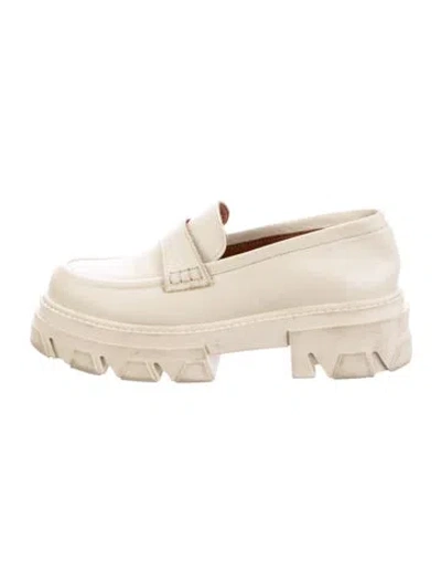 Pre-owned Alohas Leather Loafers In Neutrals