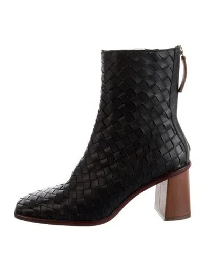 Pre-owned Alohas Leather Patterned Boots In Black