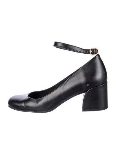 Pre-owned Alohas Leather Pumps In Black