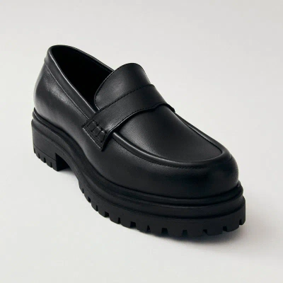 Alohas Obsidian Leather Loafers In Black