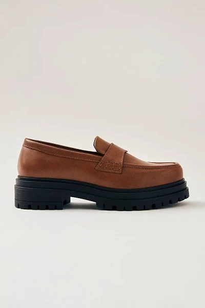 Alohas Obsidian Leather Lug Sole Loafer In Tan, Women's At Urban Outfitters