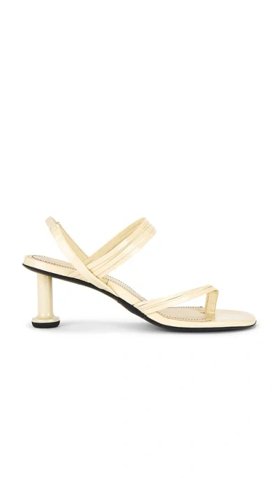 Alohas Salsa Sandals In White