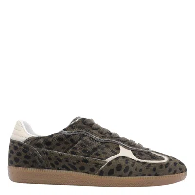Alohas Sneakers In Green