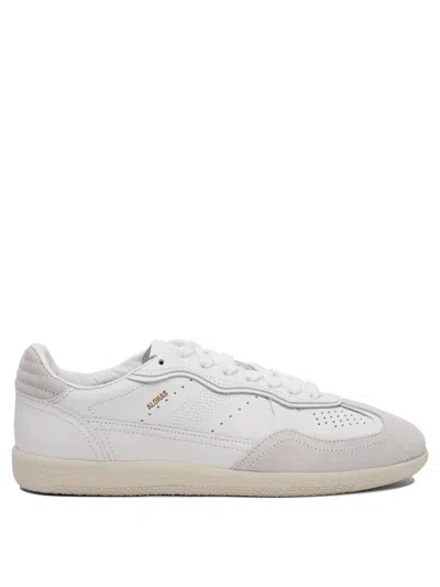 Alohas Sneakers & Slip-on