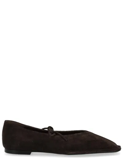 Alohas Sway Pointed Leather Bow Flats In Black