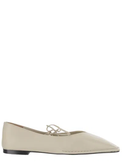 Alohas V-cut Flat Shoes With Self-tie Bows In White