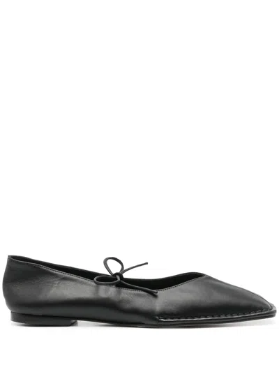Alohas V-cut Flats With Self-tie Bows In Black