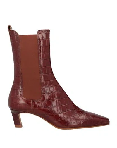 Alohas Woman Ankle Boots Tan Size 6.5 Leather In Brown