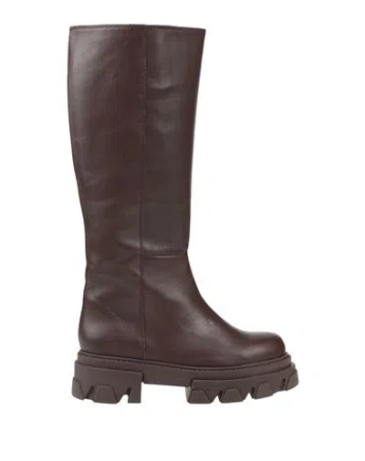 Alohas Woman Boot Chocolate Brown Size 7.5 Leather