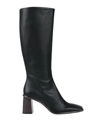 Alohas Knee Boots In Black