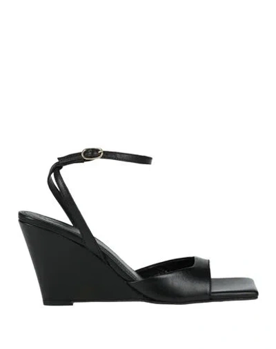 Alohas Woman Sandals Black Size 7.5 Leather