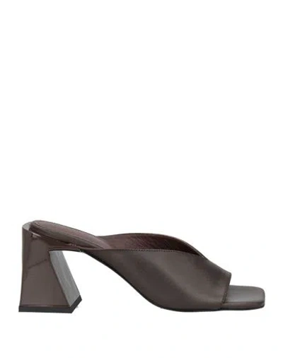 Alohas Woman Sandals Dark Brown Size 7.5 Leather