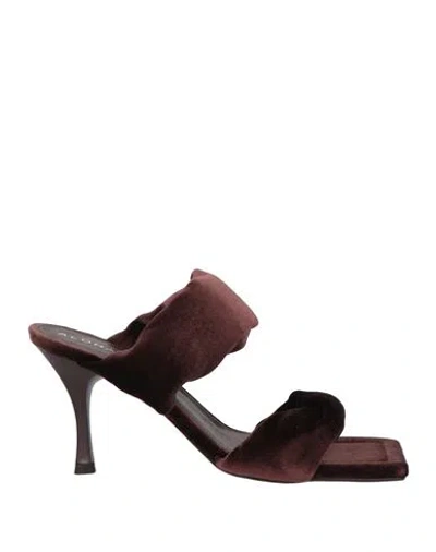 Alohas Woman Sandals Dark Brown Size 7.5 Textile Fibers
