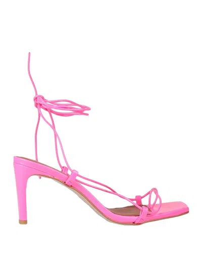 Alohas Toe Strap Sandals In Pink