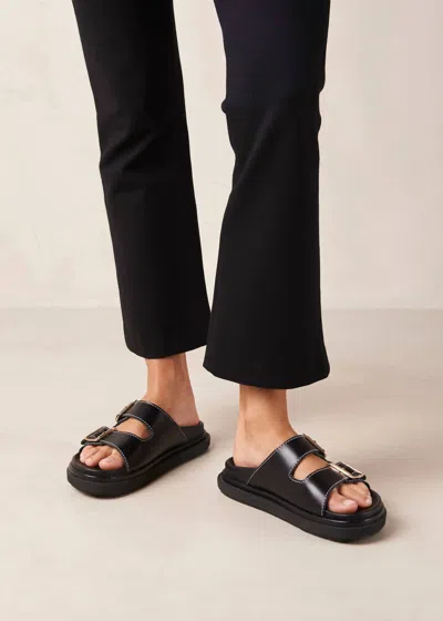 Alohas Women's Buckle Strap Sandals In Black