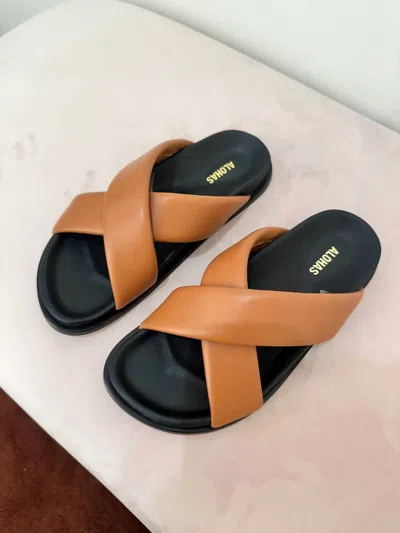 Alohas Women's Calima Leather Sandals In Camel