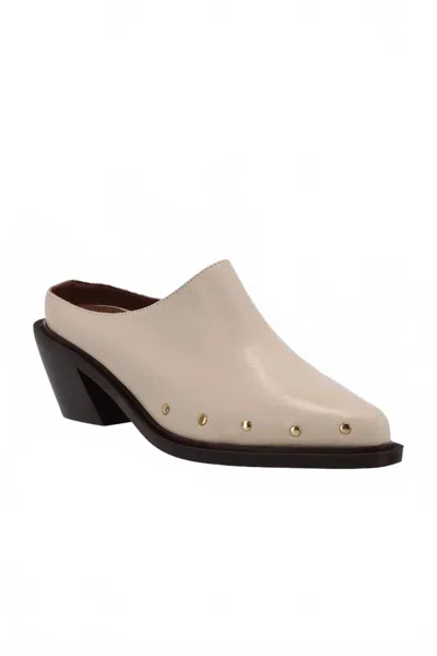 Alohas Women's Lorenzo Leather Mules In Cream In Neutral