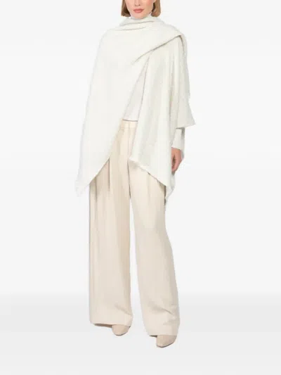 Alonpi Cashmere Textured Scarf In White