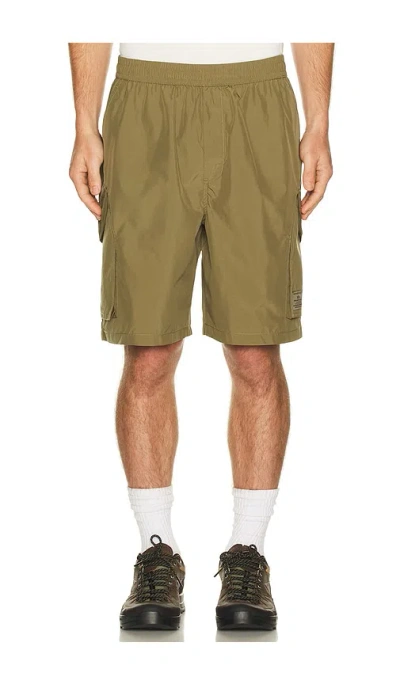Alpha Industries Cwu 36/p Relaxed Short In Green