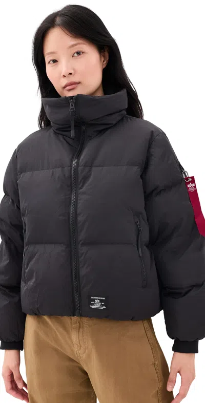 Alpha Industries Sierra Short Relaxed Fit Puffer Black