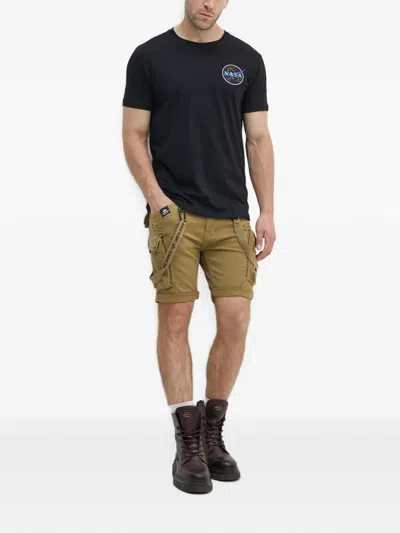 Alpha Industries Utility Logo-patch Cargo Shorts In Green