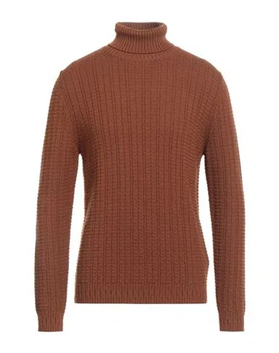 Alpha Studio Man Turtleneck Brown Size 44 Wool